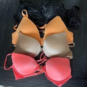 Lot of 4 Victoria's Secret 32C Bras